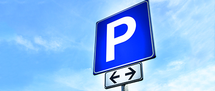 Image shows the traffic sign Parking as an application example of printing inks for signs and information systems.